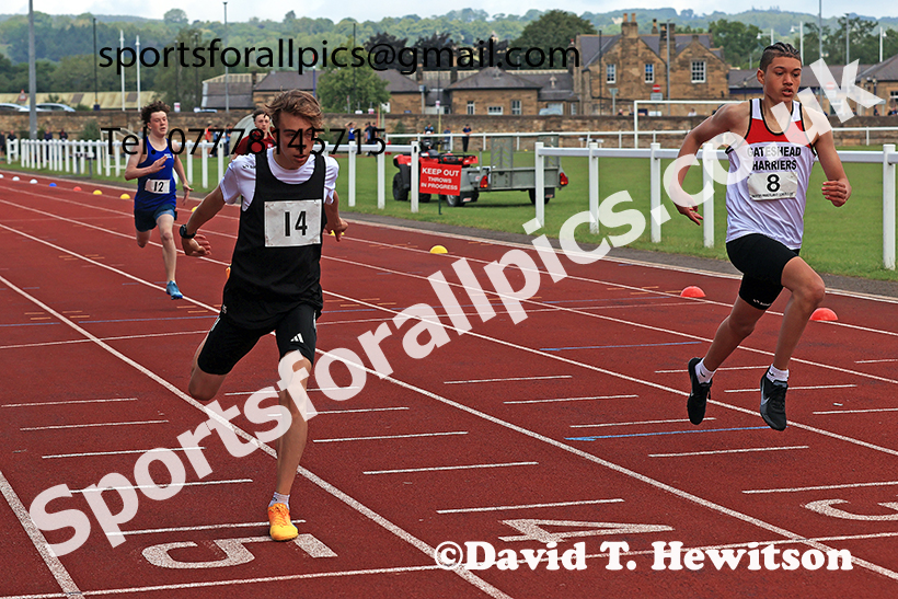Boys 200 metres, 2025 Northumberland Schools Track and Fields, Wentworth, Hexham. Photo: David T. Hewitson/Sports for All Pics